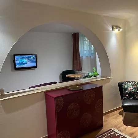 Kisfuege - Basement Appartamento Pécs